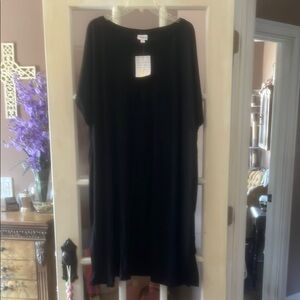 LuLaRoe Black t-shirt dress